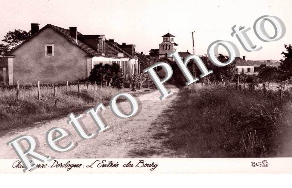 entree du bourg  -annees 50