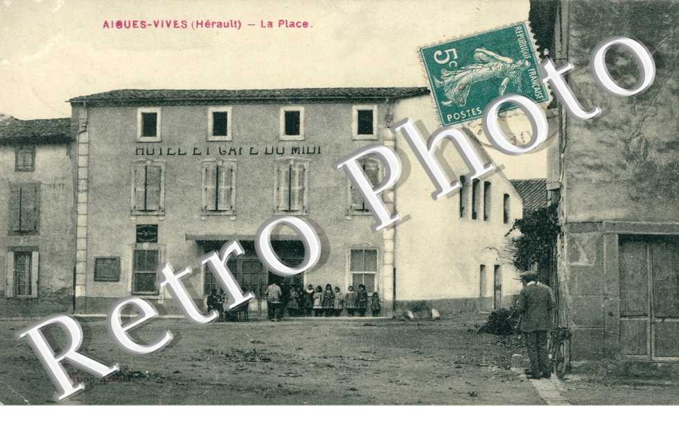 la Place - Hotel et cafe du Midi