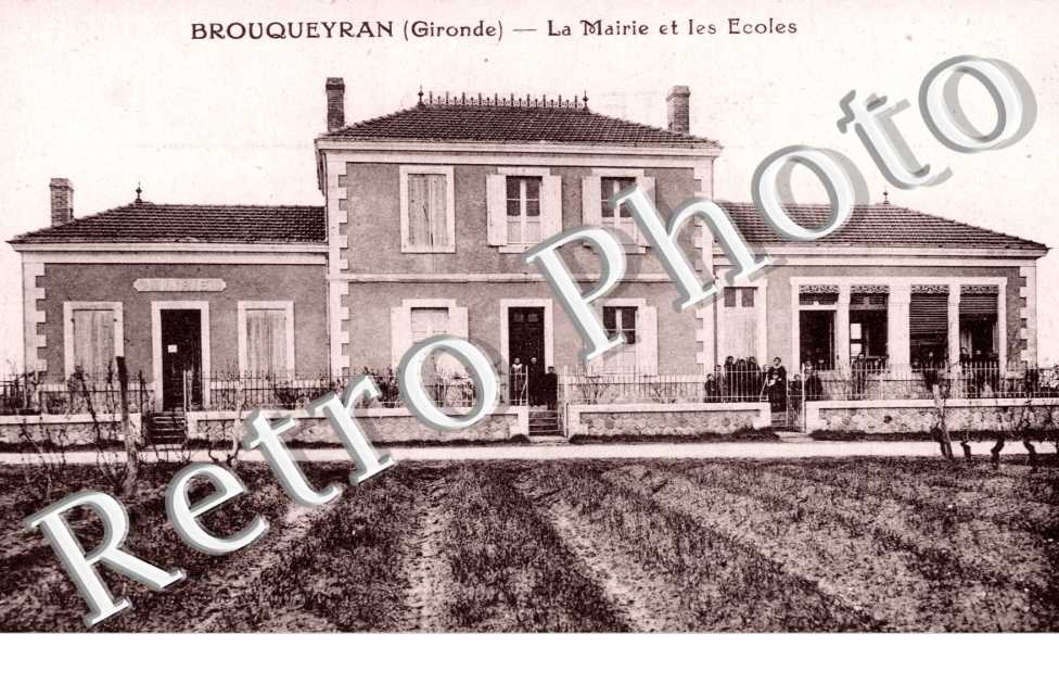 La Mairie et les Ecoles