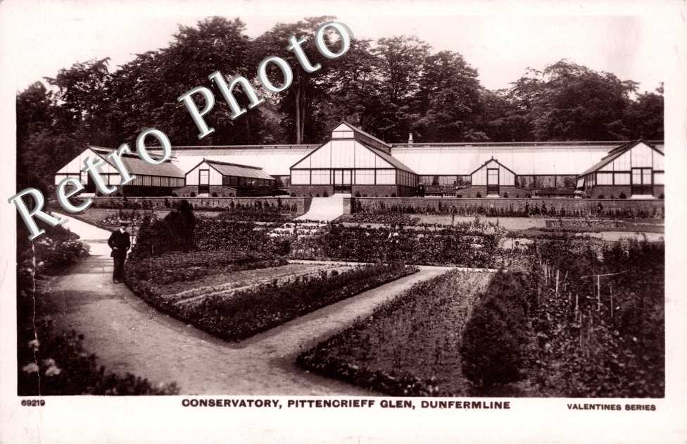 Conservatory, Pittenorieff Glen
