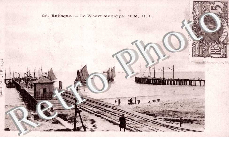 le Wharf Municipal et M. H. L