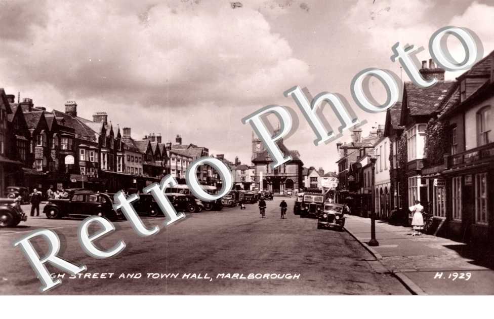 High Street and Town Hall