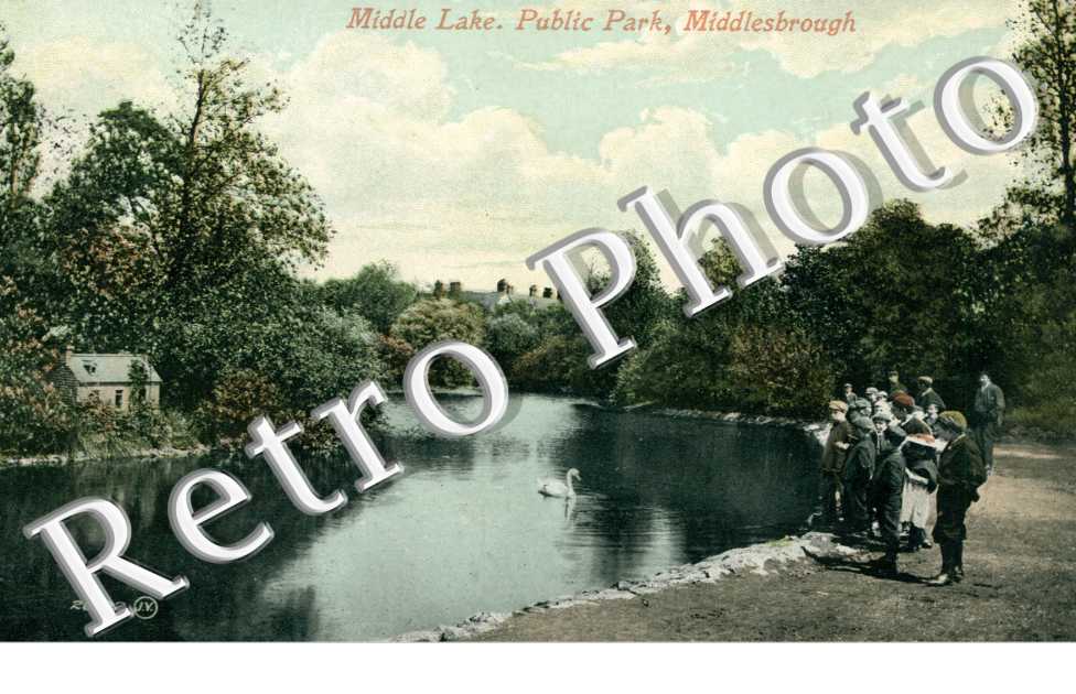 Middle Lake, Public Park