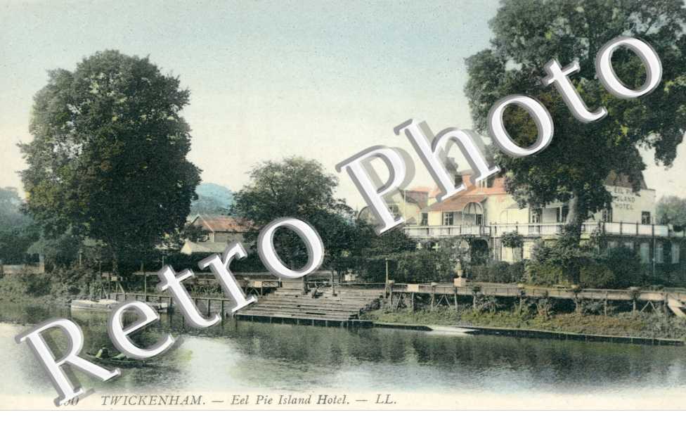 EEl Pie Island Hotel