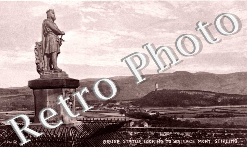 Bruce Statue looking to Wallace Mont