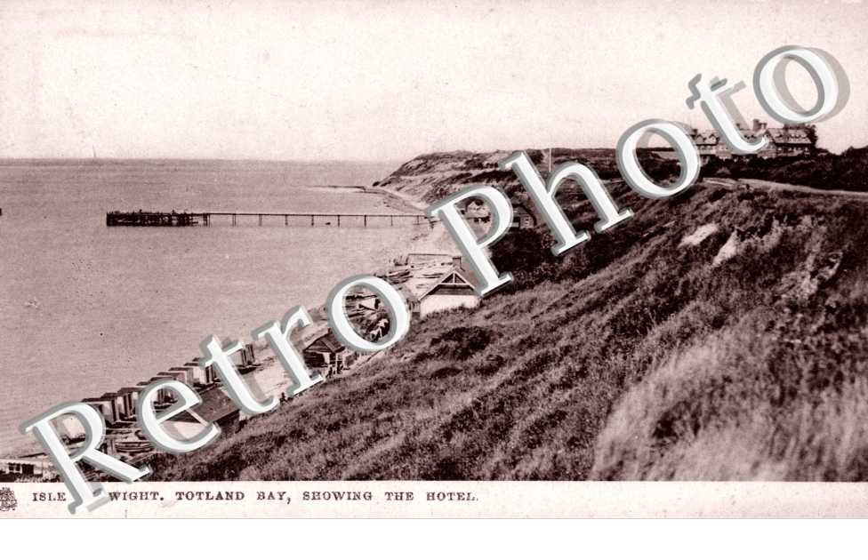 Totland Bay showing the Hotel