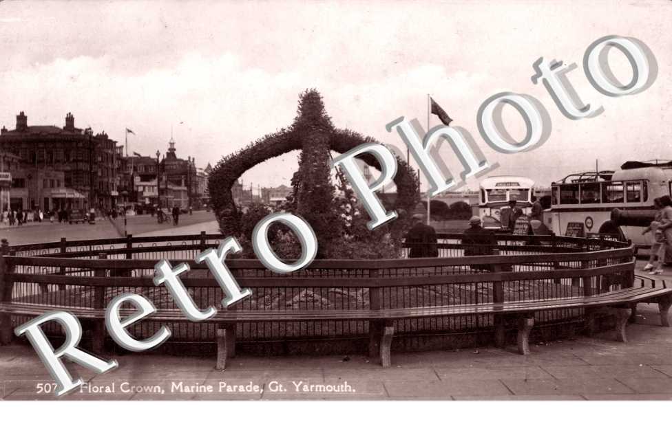 Floral Crown, Marina Parade
