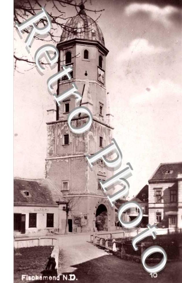 Une Tour