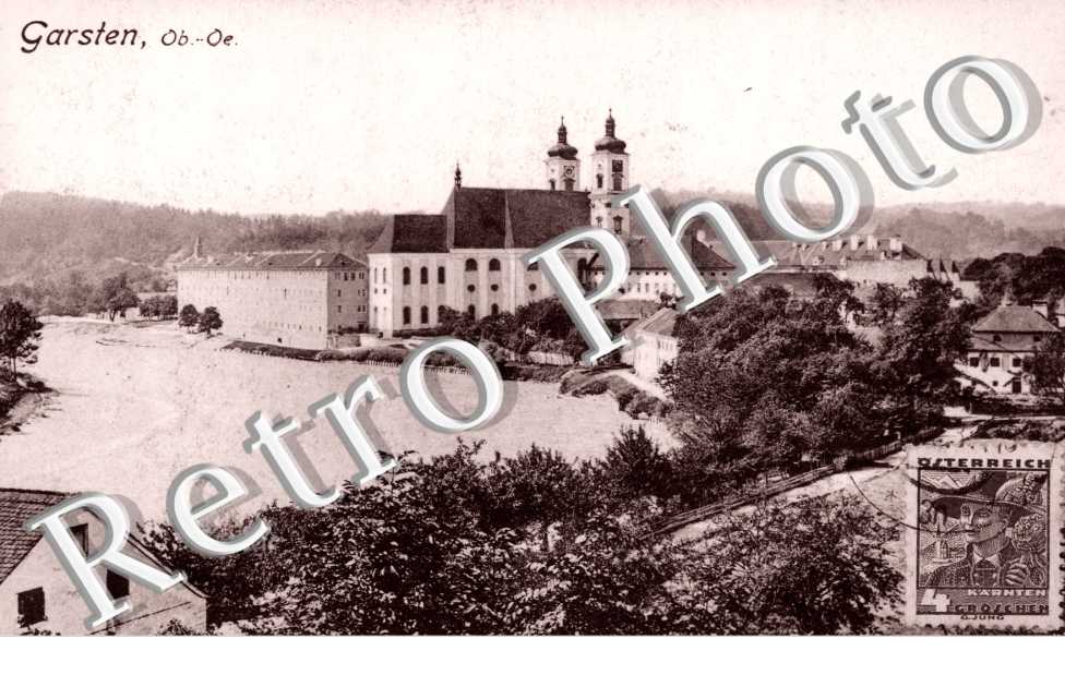 Vue generale et une Eglise