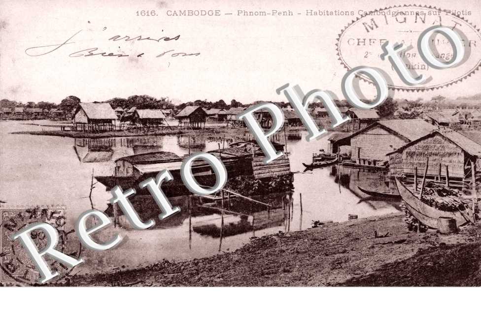 Habitations Cambodgiennes sur Pilotis