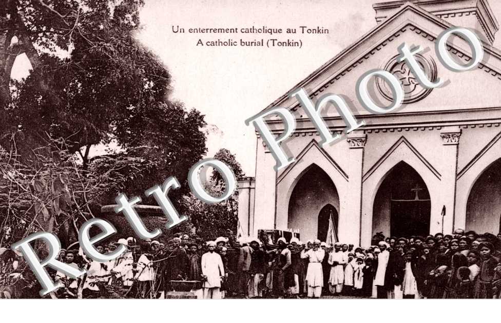 un Enterrement Catholique au Tonkin