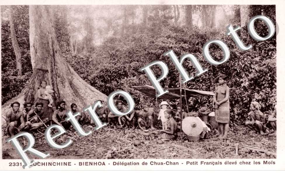 Cochinchine, Delegation de Chua-Chan, Petit Francais eleve chez les Mois