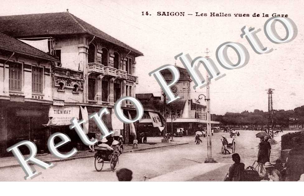 les Halles vues de la Gare