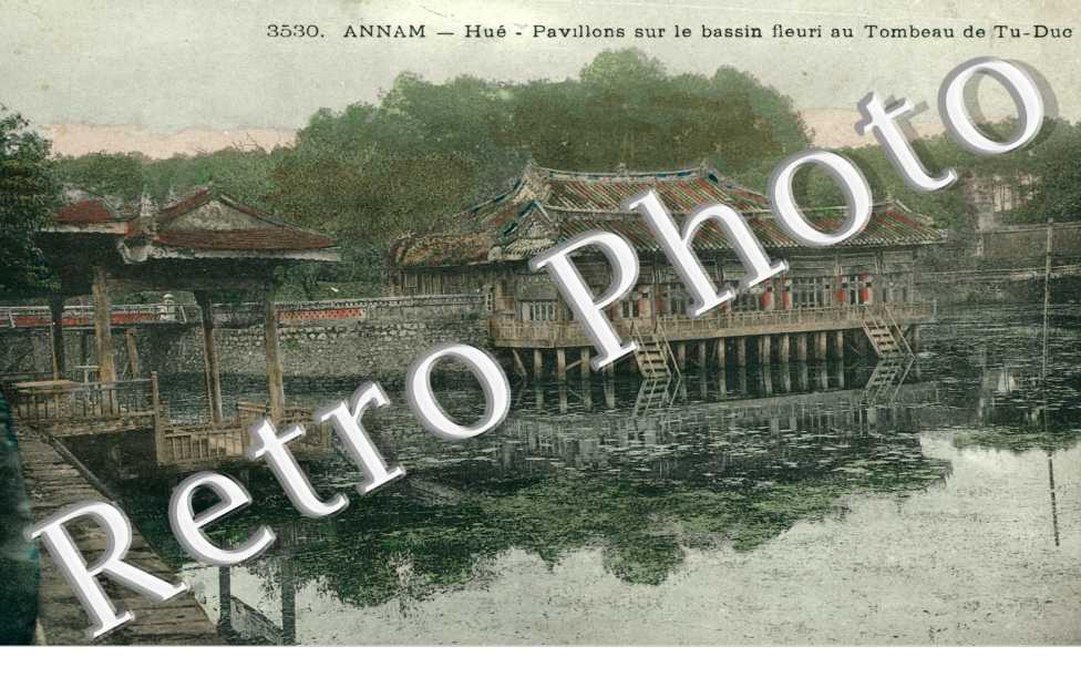 Annam, Pavillons sur le Bassin fleuri au Tombeau de Tu-Duc