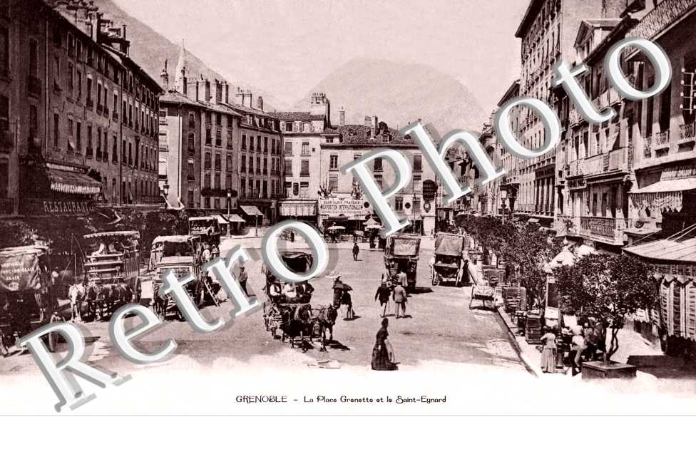 la Place Grenette et le Saint-Eynard