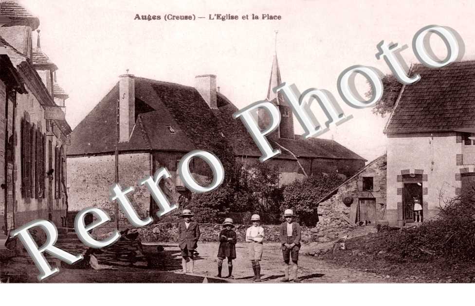 L'Eglise et la Place