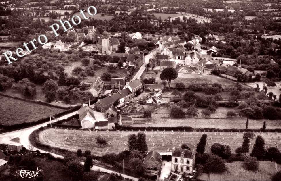 vue generale  aerienne -  annees 50