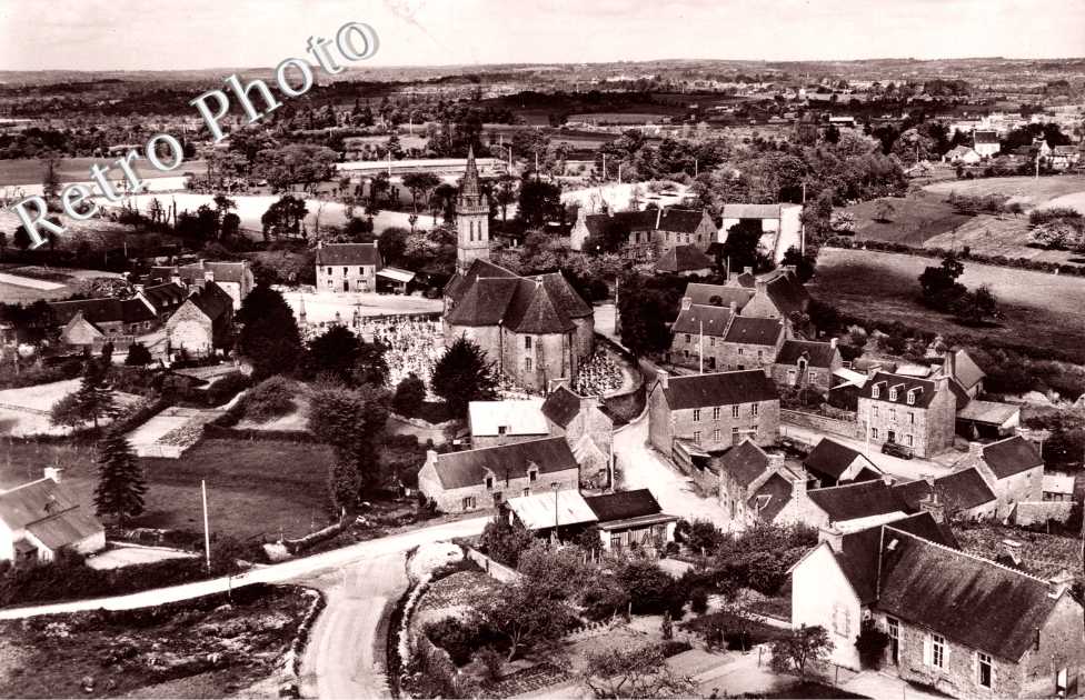vue generale  le bourg -  annees 50