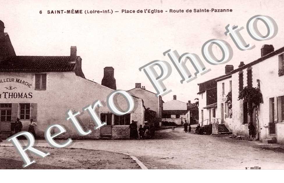 place de l&#039;eglise Route de Sainte Pazanne