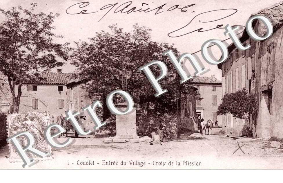 entree du village  -  Croix de la Mission