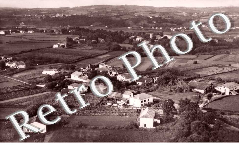 quartier Inthalatz  -  Le fronton  -  annees 60