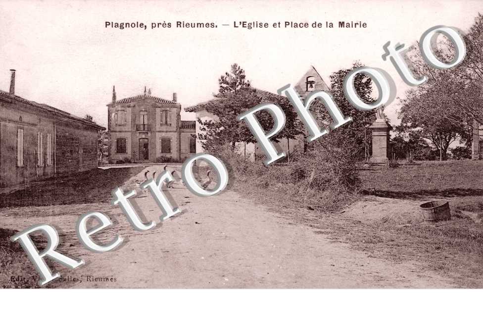 l&#039;eglise et place de la mairie
