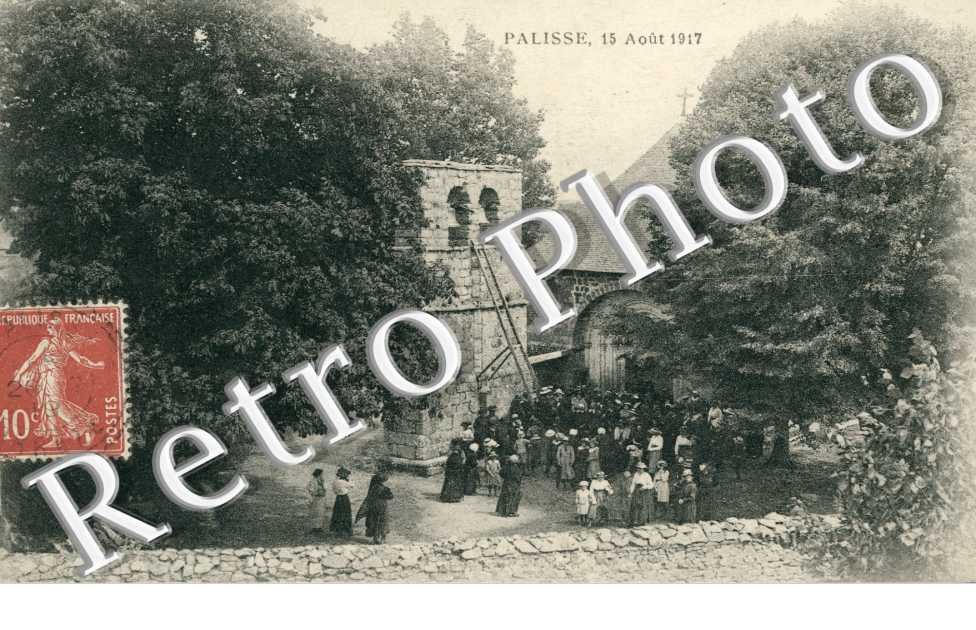 sortie de l&#039;eglise  15 aout 1917