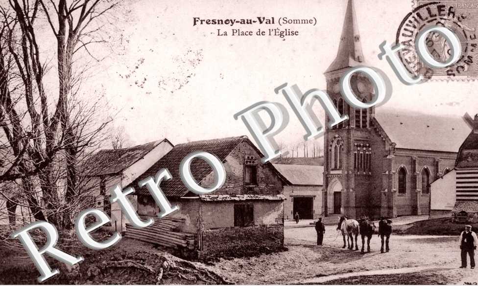 La Place de l&#039;Eglise - 1907