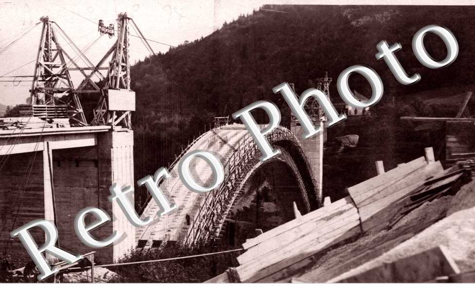 le pont de la Caille en construction
