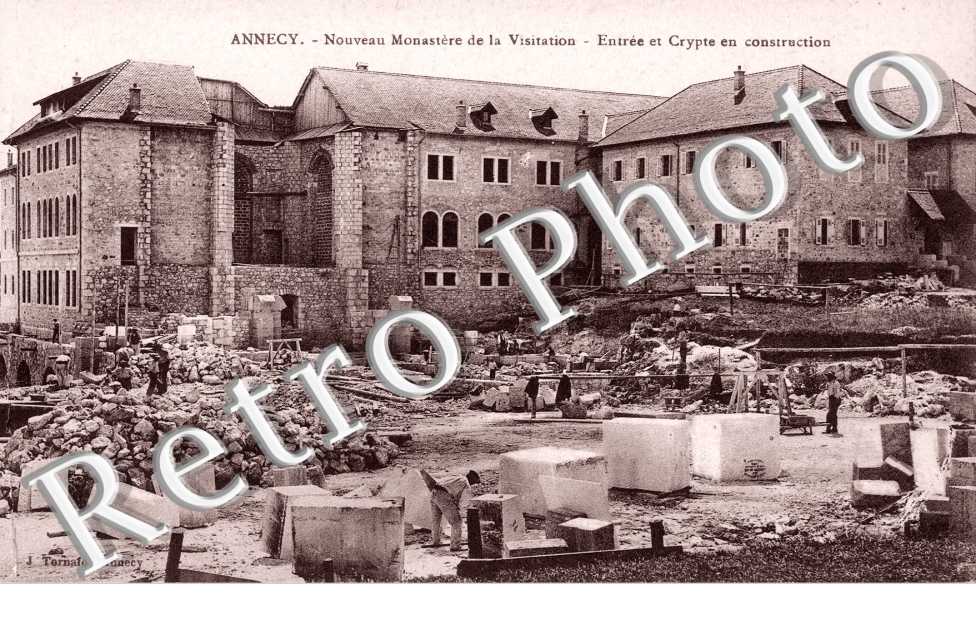 nouveau Monastere de la Visitation Entree et Crypte en constrcution