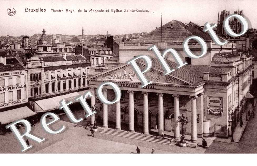 Theatre royal de la monnaie et eglise Sainte-Gudule