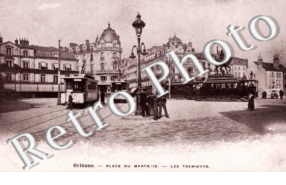 les tramways  Place du Martrois