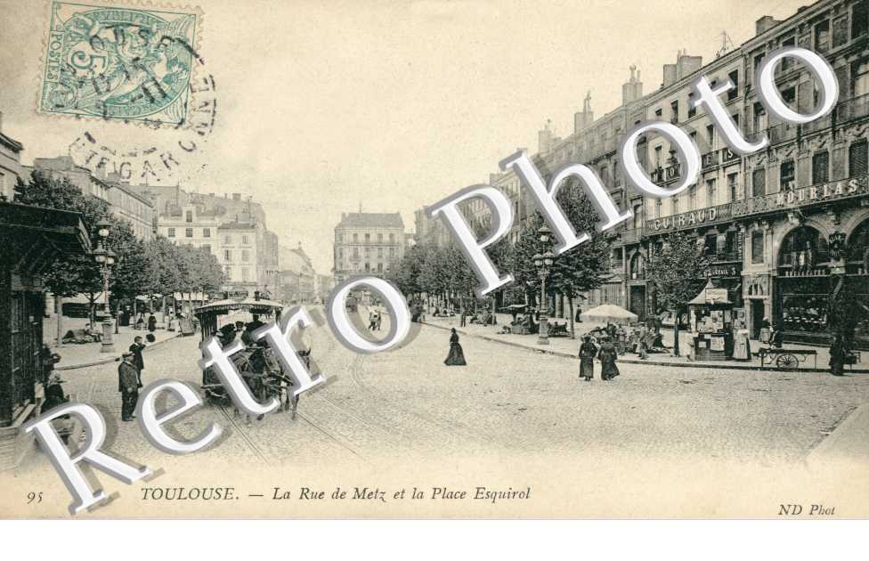 la rue de Metz et la place Esquirol