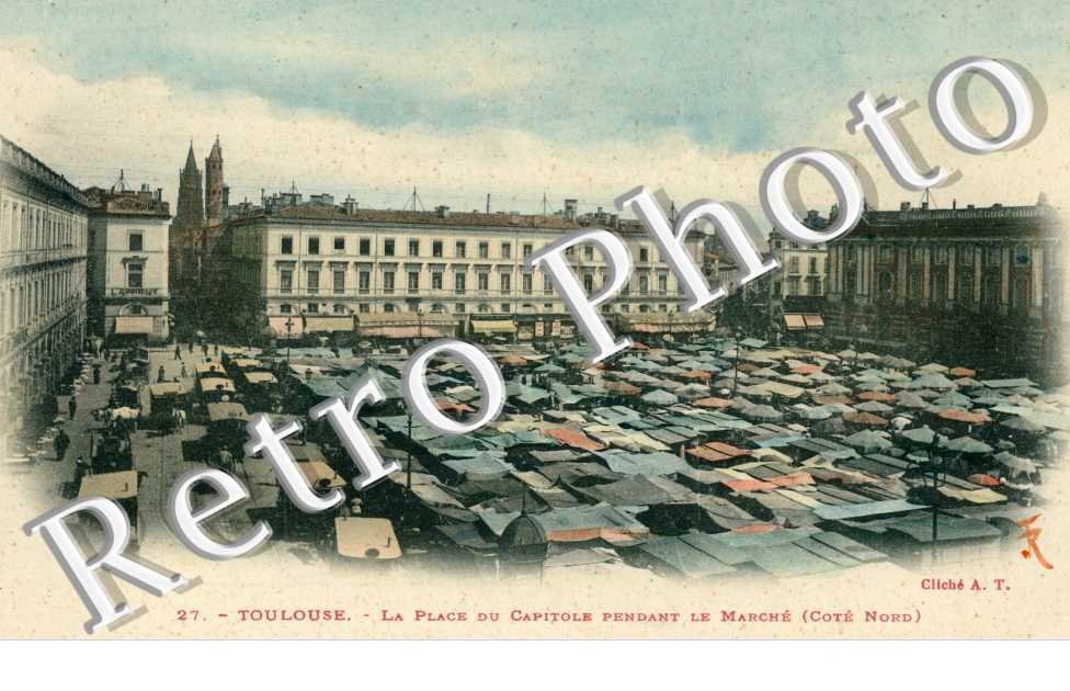 La Place du Capitole pendant le Marche
