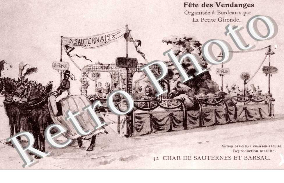 fete des vendanges organisee a Bordeaux par La Petite Gironde  Le char
