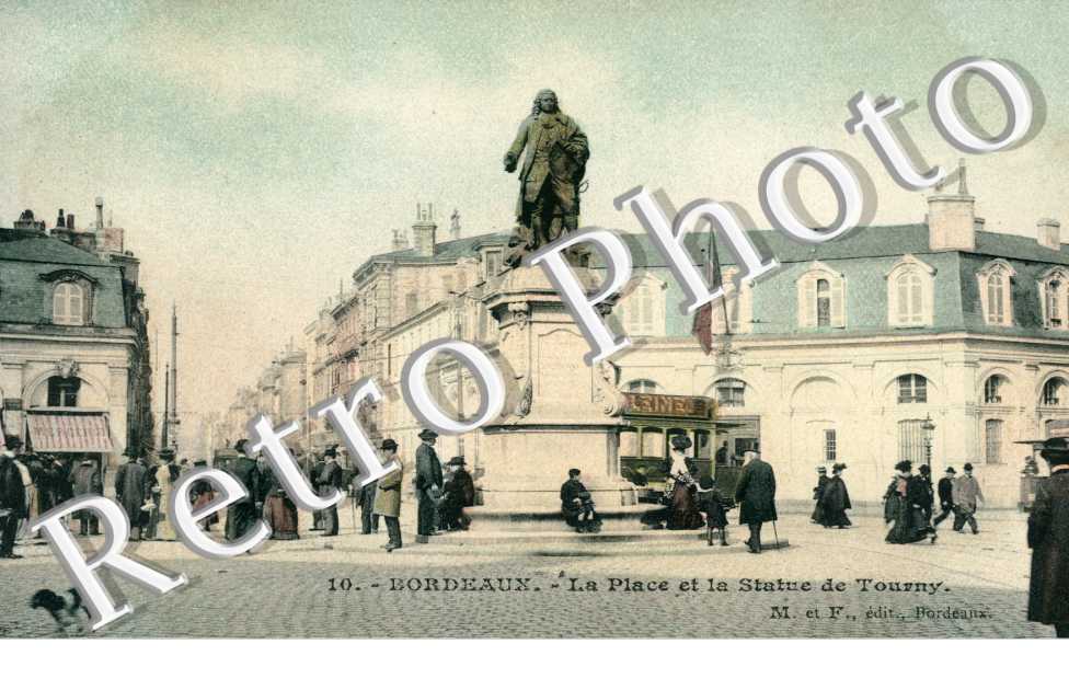 La Place et la Statue de Tourny