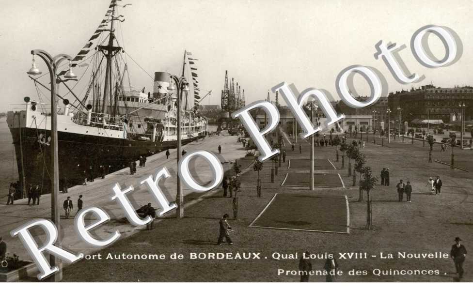 Quai Louis XVII- La Nouvelle - Promenade des Quinconces