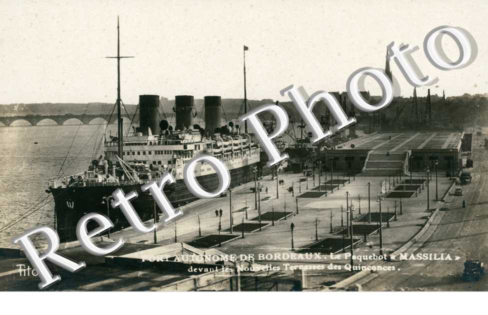 Le Paquebot Massilia - Promenade des Quinconces