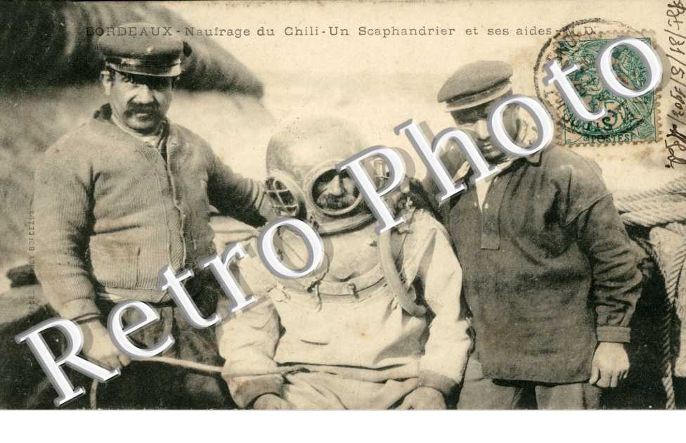 Naufrage du Chili - Un Scaphandrier et ses aides