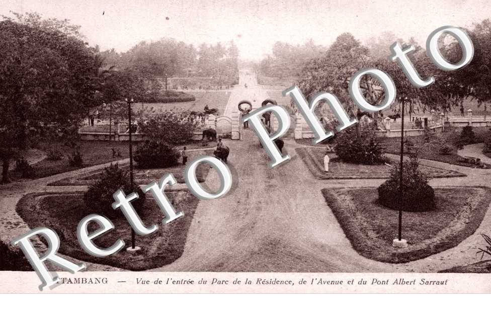 Vue de l&#039;Entree du Parc