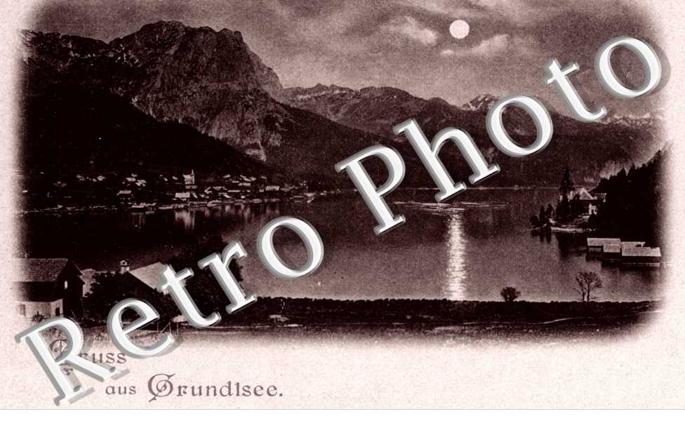 Lac et pleine lune