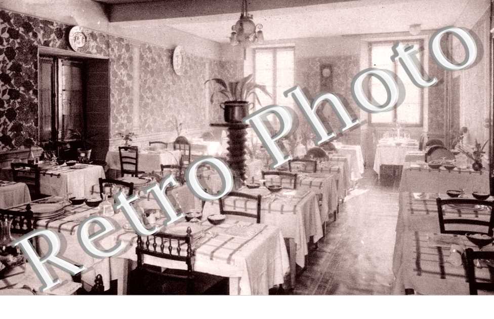 Pension de Famille Notre Dame, 36 rue Montpensier -Salle Manger