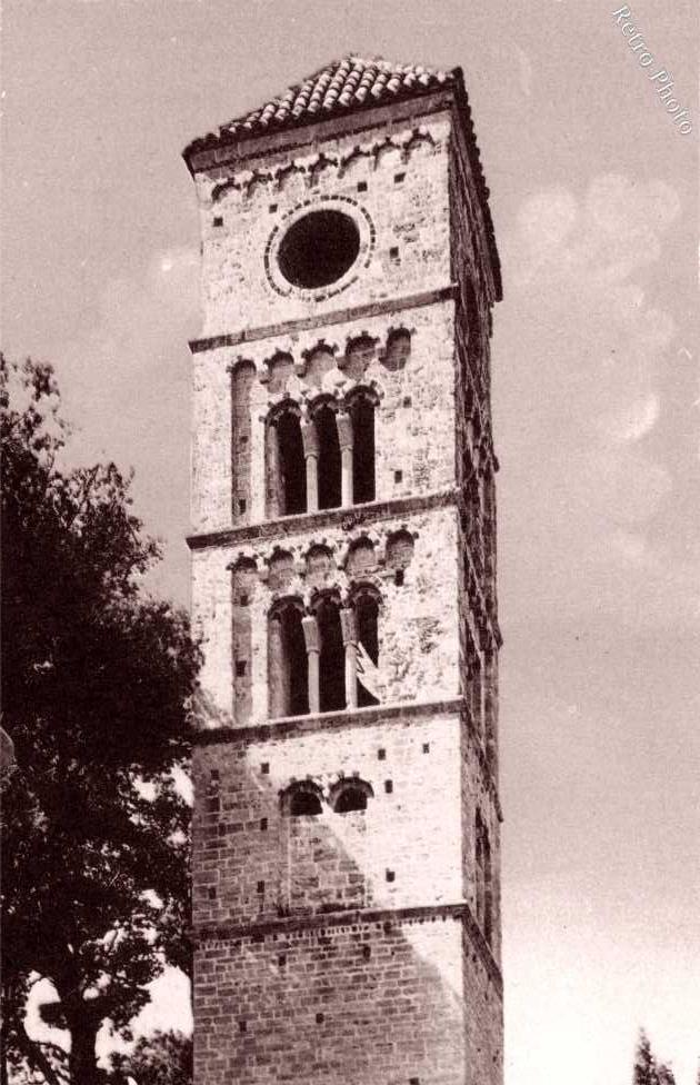 Tour romane