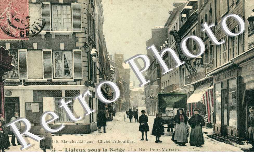 SOUS LA NEIGE  la rue Pont-Mortain