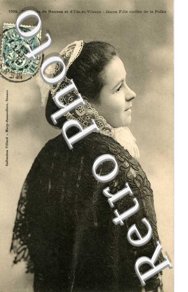 Costumes Jeune fille coiffee de la Polka