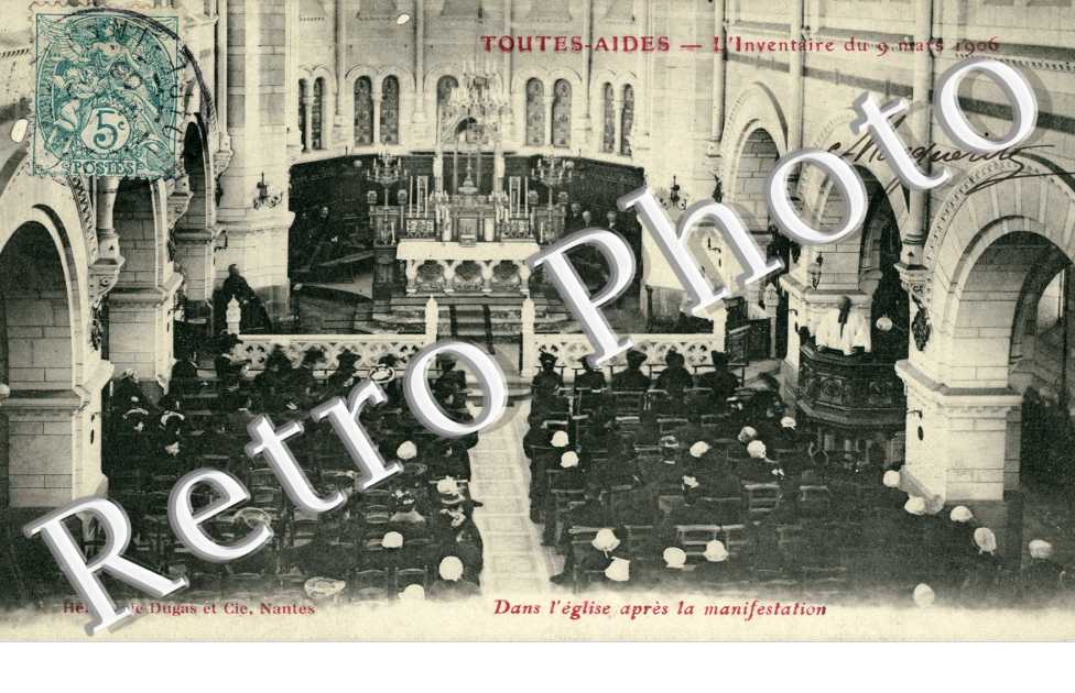 dand l&#039;Eglise apr la manifestation