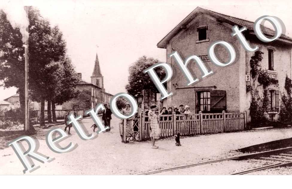 la gare et les ecoles - 1938 - Mme Gaspar M. Gaspar Mlle Gaspar Mme Betting garde barriere
