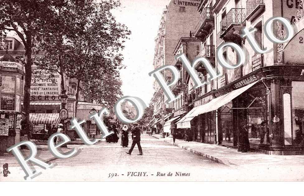 RUE DE NIMES