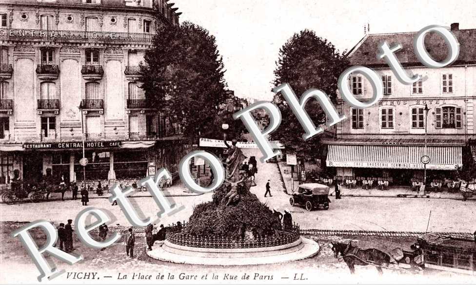 PLACE DE LA GARE ET RUE DE PARIS