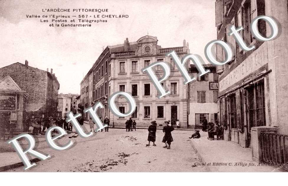 Les postes et telegraphes et la gendarmerie
